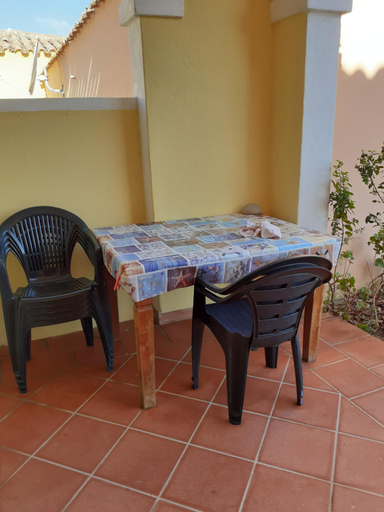 Others 2, casa mirice in residence con piscina ,wifi,climatizzatore vicino al mare, Olbia-Tempio