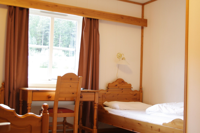 Bedroom 2, Dovreskogen Gjestegård, Dovre