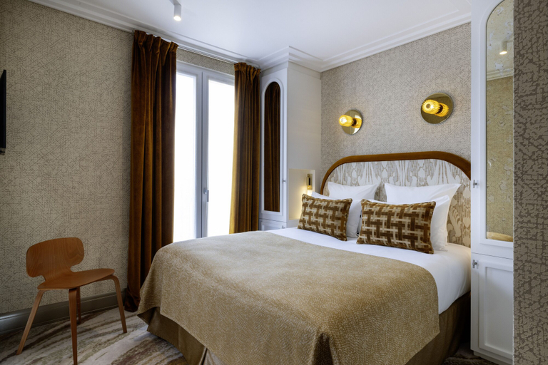 Bedroom 2, Hotel des Carmes By Malone, Paris