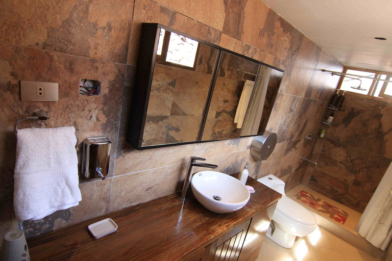 Bathroom, Bamba House Cusco, Cusco