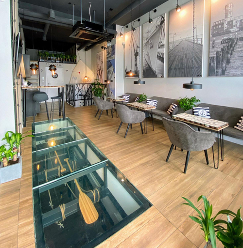 Food & Drinks 3, Thruster - Rooms, Kitchen, Chill-Out Zone-Netflix, Lobby-Netflix, Gdynia
