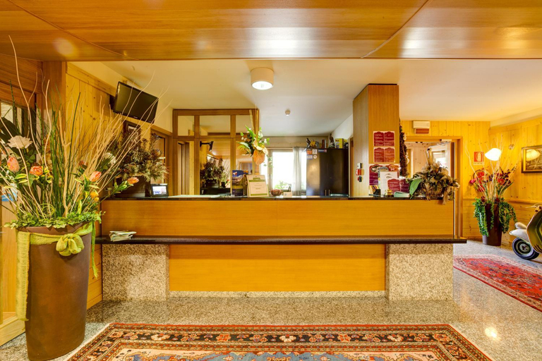 Public Area 4, Hotel Garni Pegra, Brescia