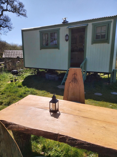 Food & Drinks, The Old Mill Shepherds Hut, Devon