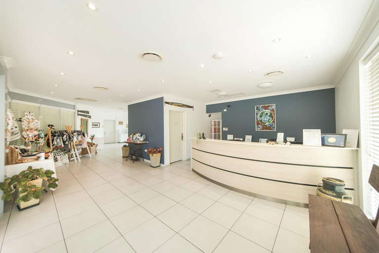 Public Area 4, The Coast Motel, Livingstone - Pt B