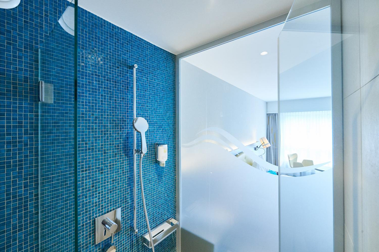 Bathroom 4, Hotel Holiday Thun, Thun