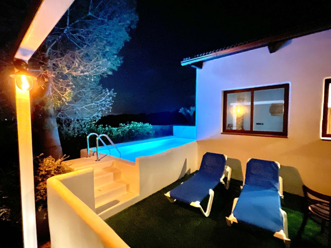 Sport & Beauty 2, Villa Serena con Piscina Privada AC WIFI BBQ Costa Brava, Girona