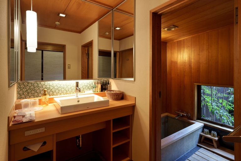 Bathroom 4, Matsudaya Hotel, Yamaguchi