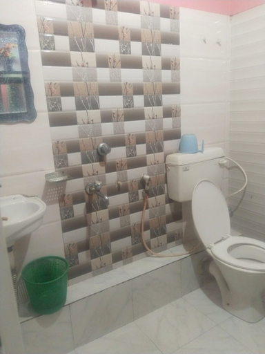Bathroom, Goroomgo Raj Sonia Digha, Purba Medinipur