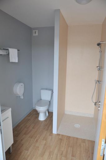 Bathroom 5, Relais de Barbezieux, Charente