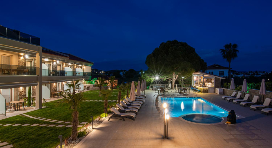 Others 4, Villa Sara, Central Macedonia