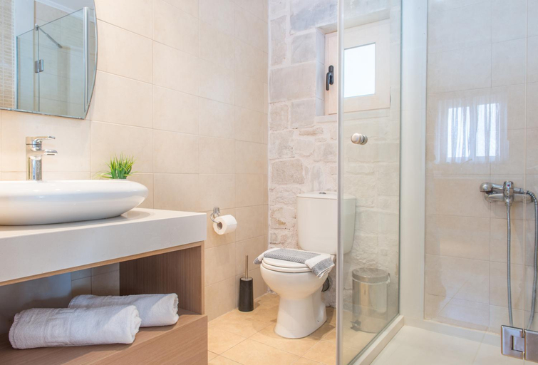 Bathroom 2, Lofos Village Chania, Crete