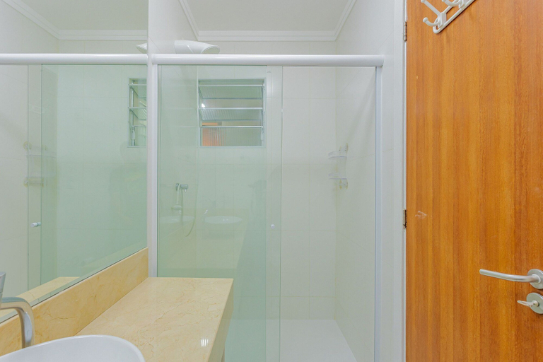 Bathroom 4, GB38 Pé na Areia Apt 2 Quartos-Guarajuba, Camaçari