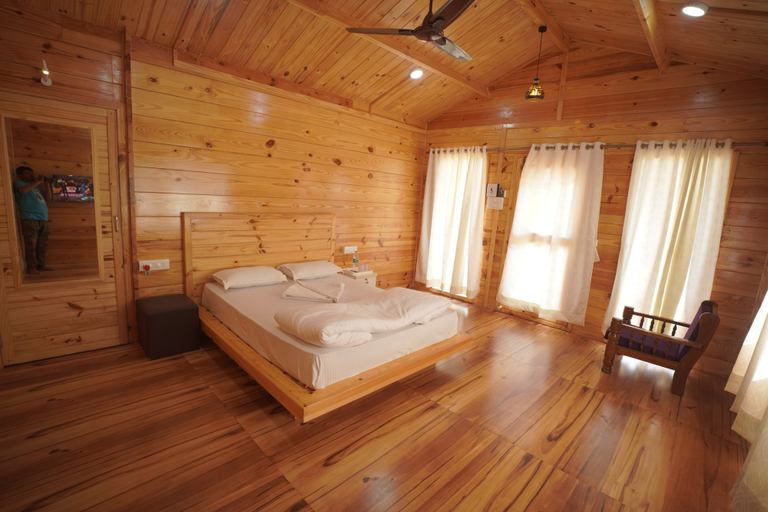 Bedroom 3, The Candlewood Resort, Raigarh