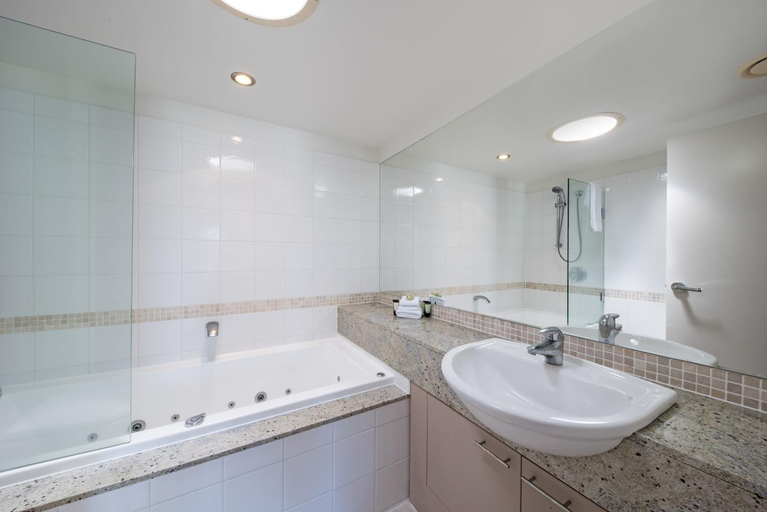 Bathroom 5, The Sebel Whitsundays Airlie Beach, Whitsunday