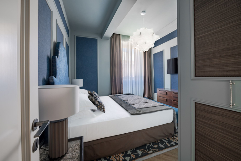 Bedroom 3, Palazzo Signoria Luxury Apartments, Florence
