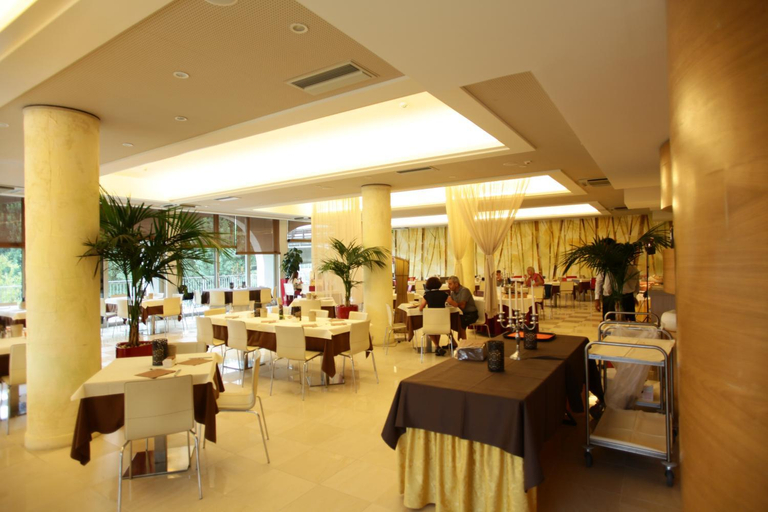 Food & Drinks 4, Hotel Rivus., Verona