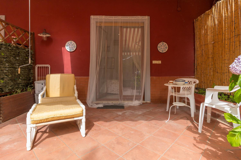 Others 5, Maison Lillina, Napoli