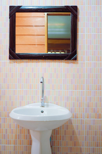 Bathroom 3, Wangnamkeaw Goodview Resort, Wang Num Khiaw