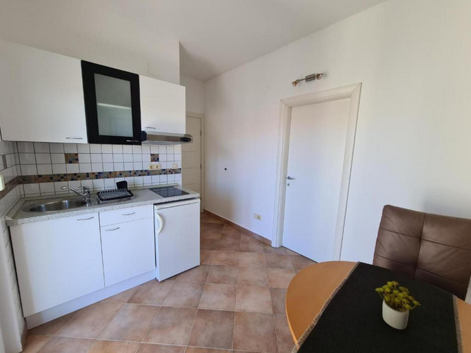 Kitchen 5, Villa Neda, Vodice