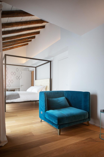 Others 3, Maison Alliod, Aosta