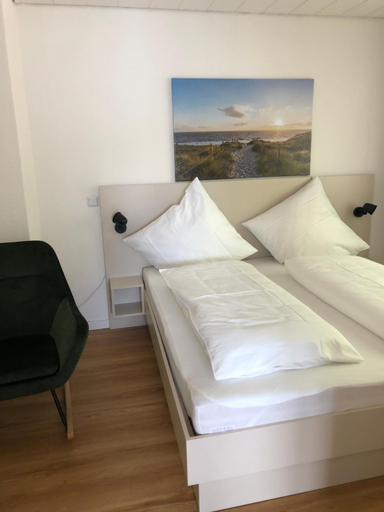 Others 2, pension-seegarten, Aurich