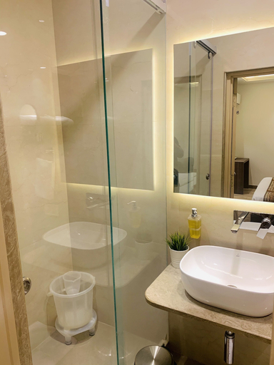 Bathroom 5, Sugar Stars Inn, Varanasi