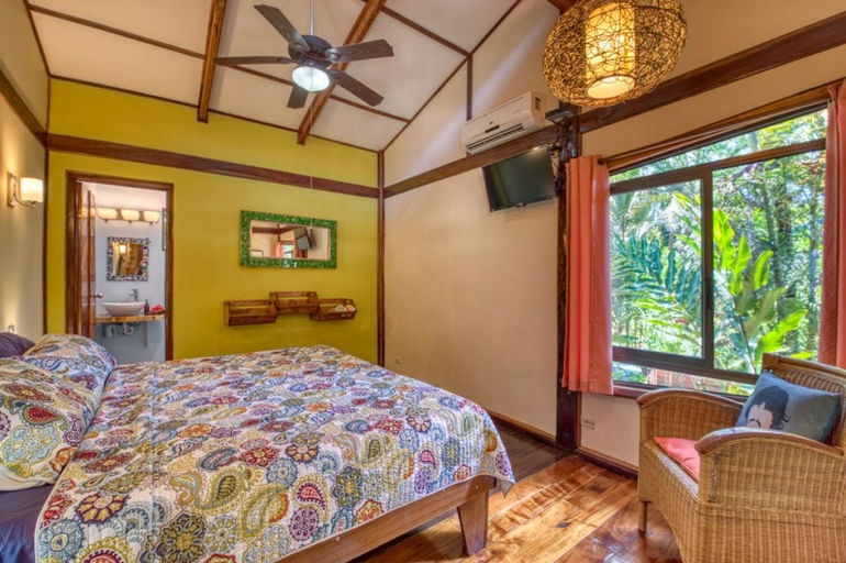 Bedroom 3, Caribe Town Bungalows, Talamanca