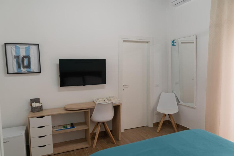Bedroom 3, Yes I Know My Room - Storico, Napoli