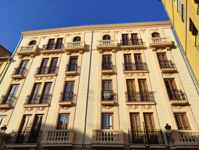 Others 4, Adarve Flats, Valencia