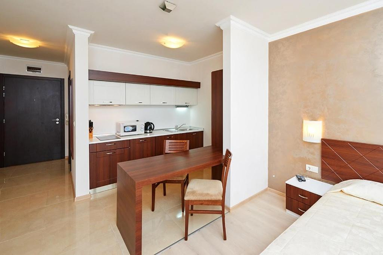 Bedroom 3, Penelope Palace Apart Hotel & SPA, Pomorie
