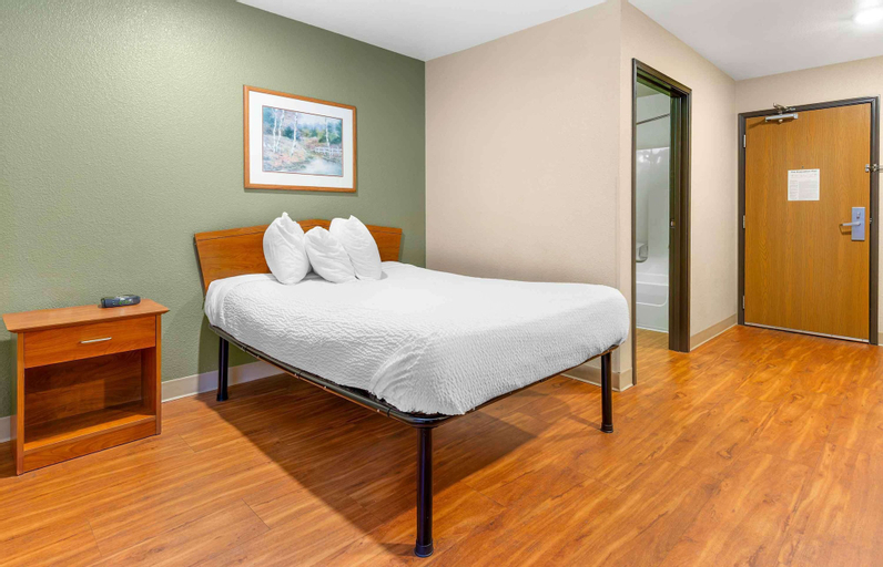 Bedroom 8