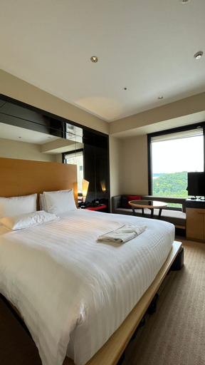 Bedroom 12