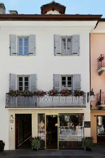 Others 4, Maison Alliod, Aosta