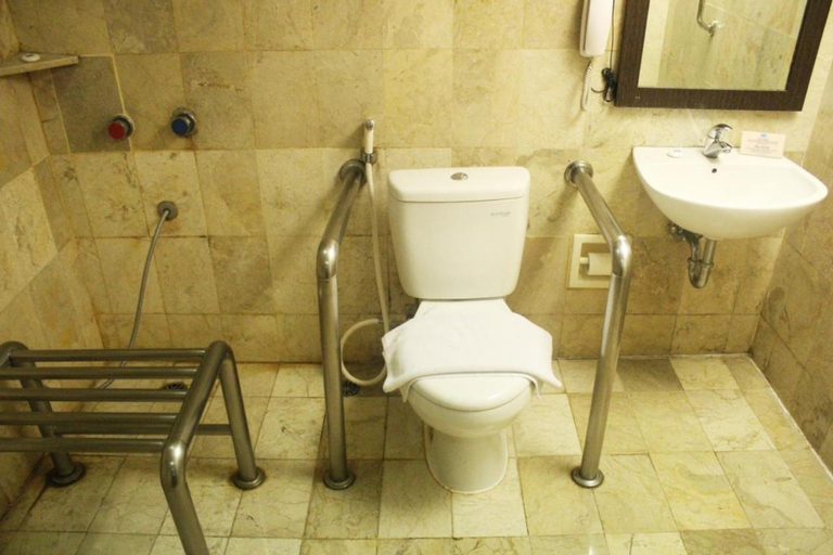 Bathroom 30