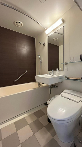 Bathroom 3