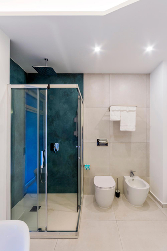Bathroom 5, Syraka Design Rooms & Suites, Syracuse