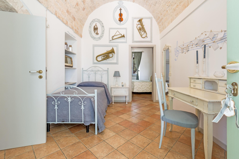 Bedroom 3, 3519 Fabula Maison - Harmony, Bari