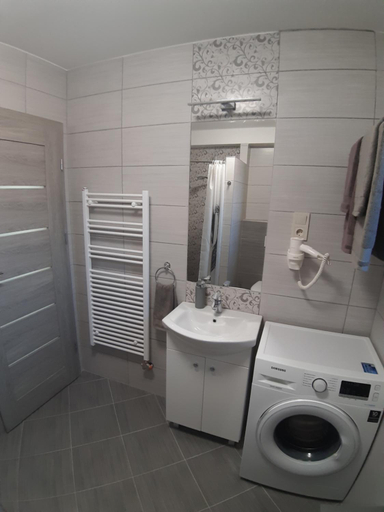 Others 2, Profi Keco Apartman, Balatonalmádi