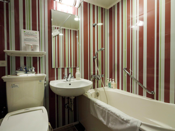 Bathroom 3