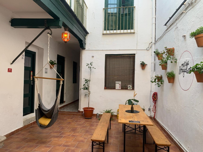 Facilities 3, Maria Magdalena - Room 3, Málaga