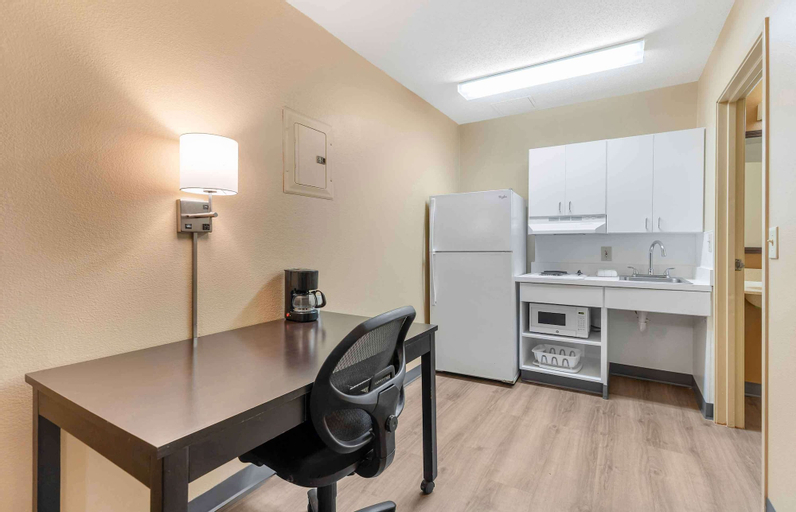 Others 5, Extended Stay America Select Suites - St. Louis - Westport - E Lackland Rd, Saint Louis