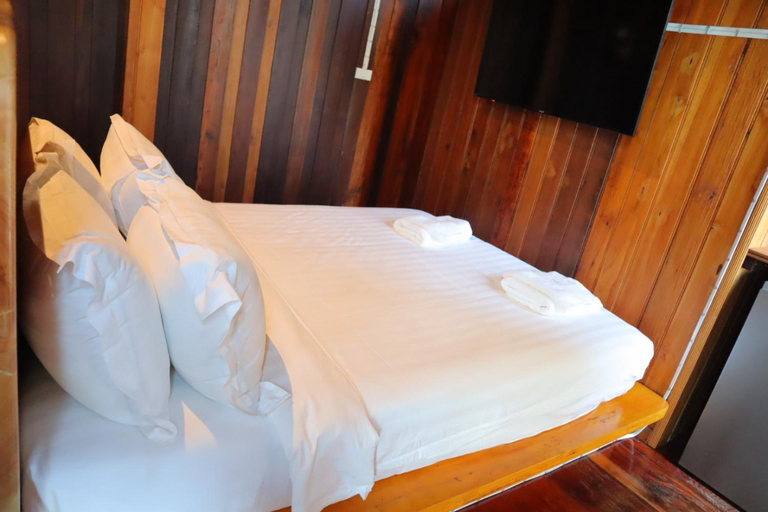 Bedroom 14