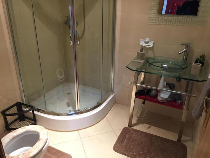 Bathroom 4, Appartements Chez Hicham, Tanger-Assilah
