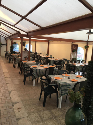 Food & Drinks 4, U’ Fore B&B Relax garden, Bari