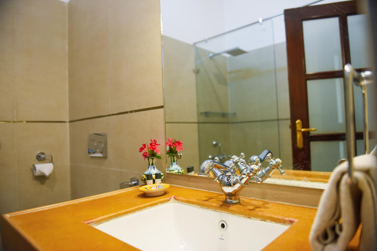 Bathroom 5, Gulaab Niwaas Palace, Ajmer