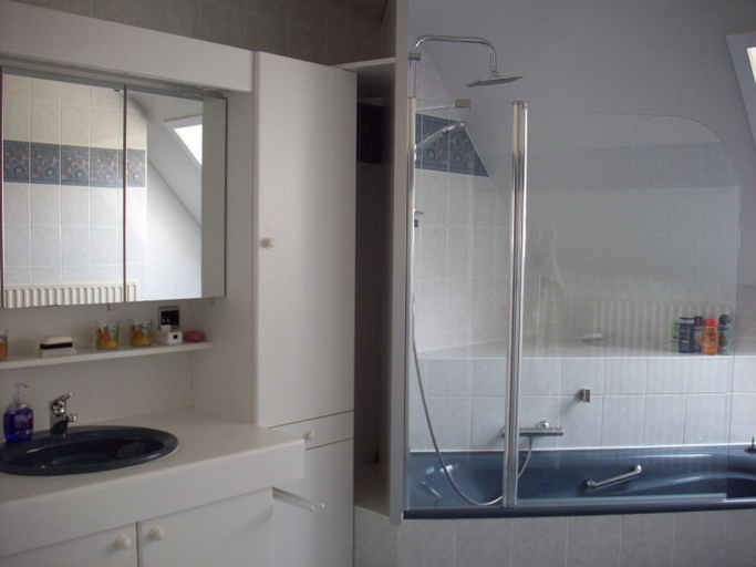 Bathroom, B&B Wijnendalvallei, West-Vlaanderen