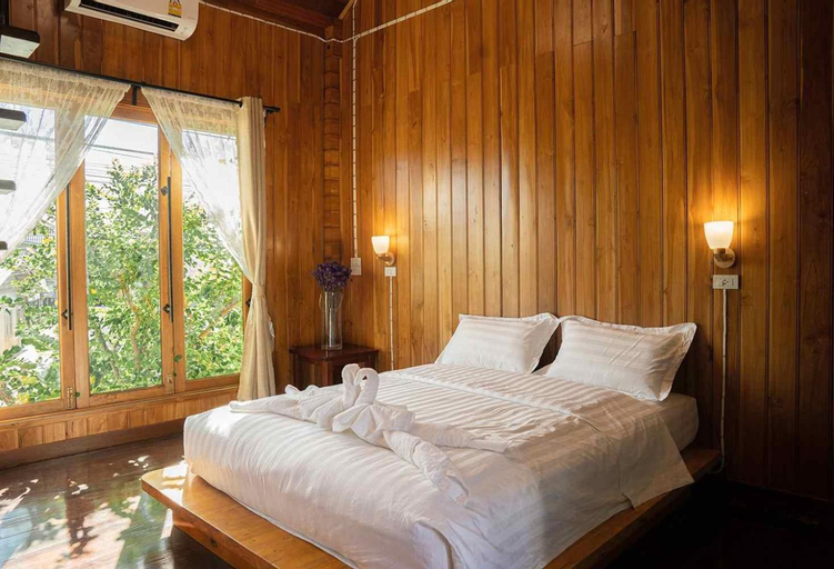 Bedroom 13
