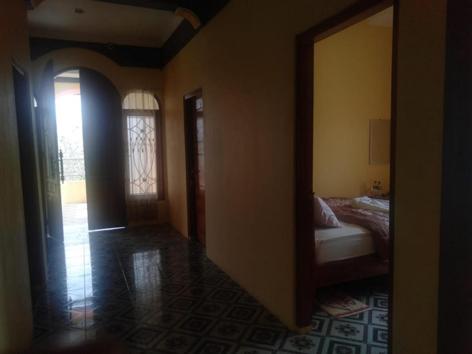 Bedroom 2, Fifawind Hotel, West Manggarai