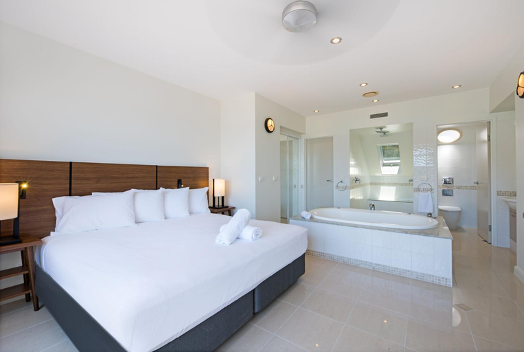 Bedroom, The Sebel Whitsundays Airlie Beach, Whitsunday