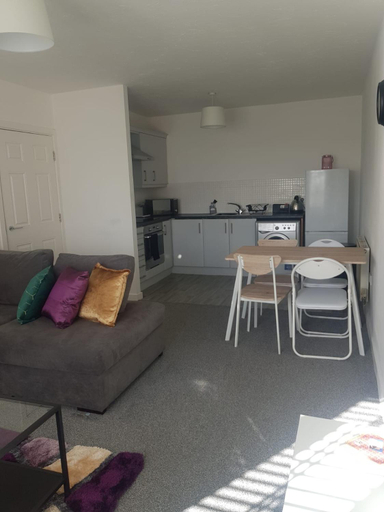 Others 5, Cherry Tree, Warrington, Smart Tv, High Speed Wifi, Warrington